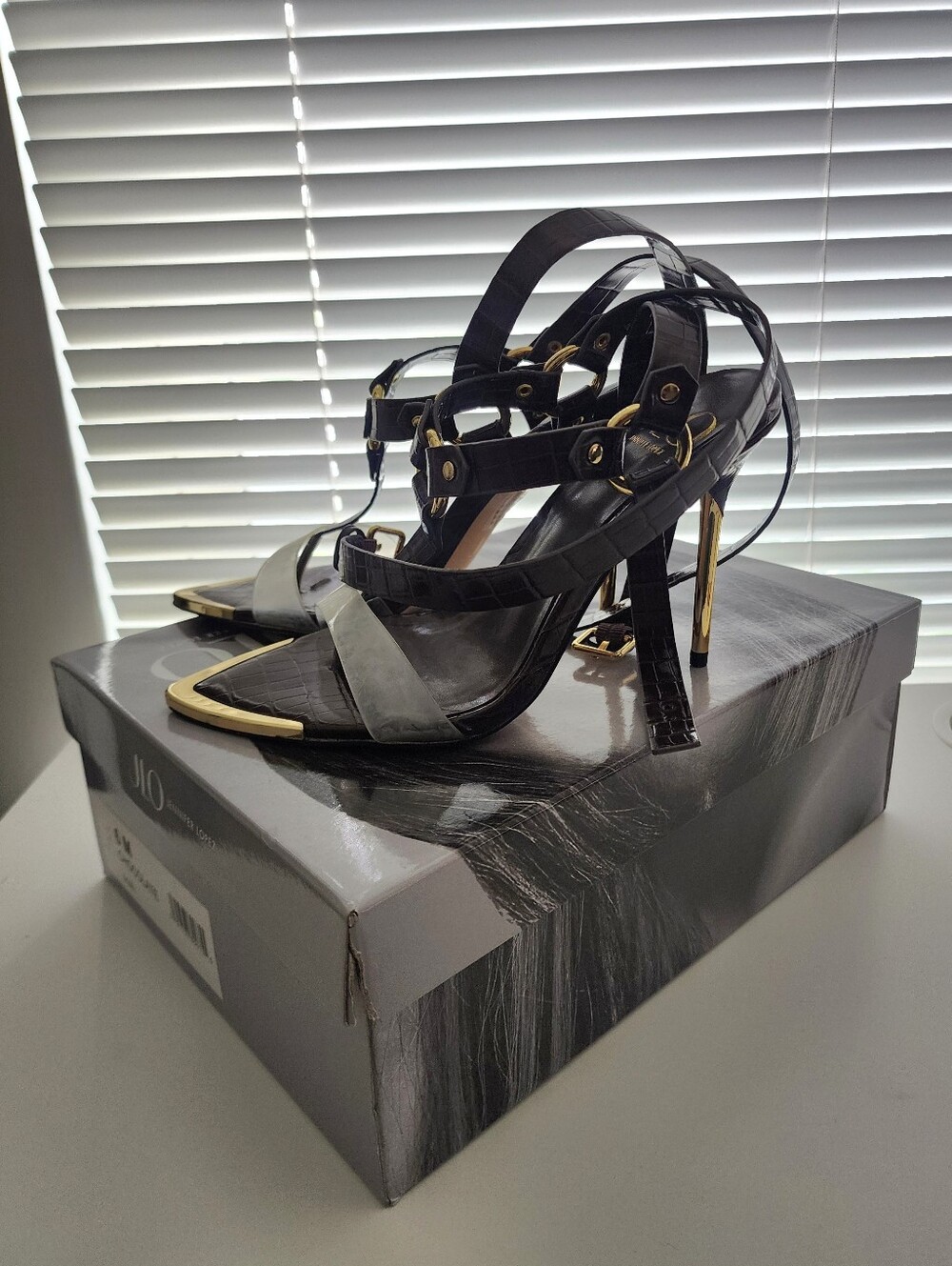 Jeniffer J.Lo Lopez Donel Stilleto Heel In Chocolate NWT